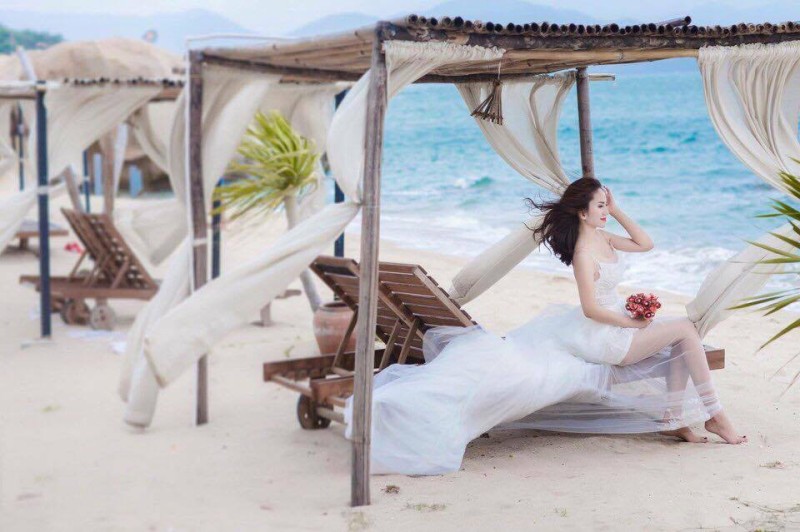 chụp hình cưới tại sao biển resort cam ranh 23